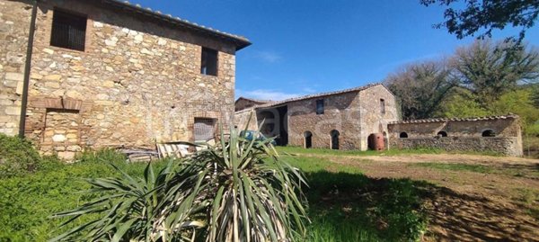 casa indipendente in vendita a Sovicille