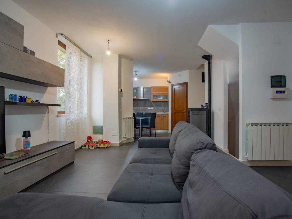 appartamento in vendita a Sovicille in zona San Rocco a Pilli