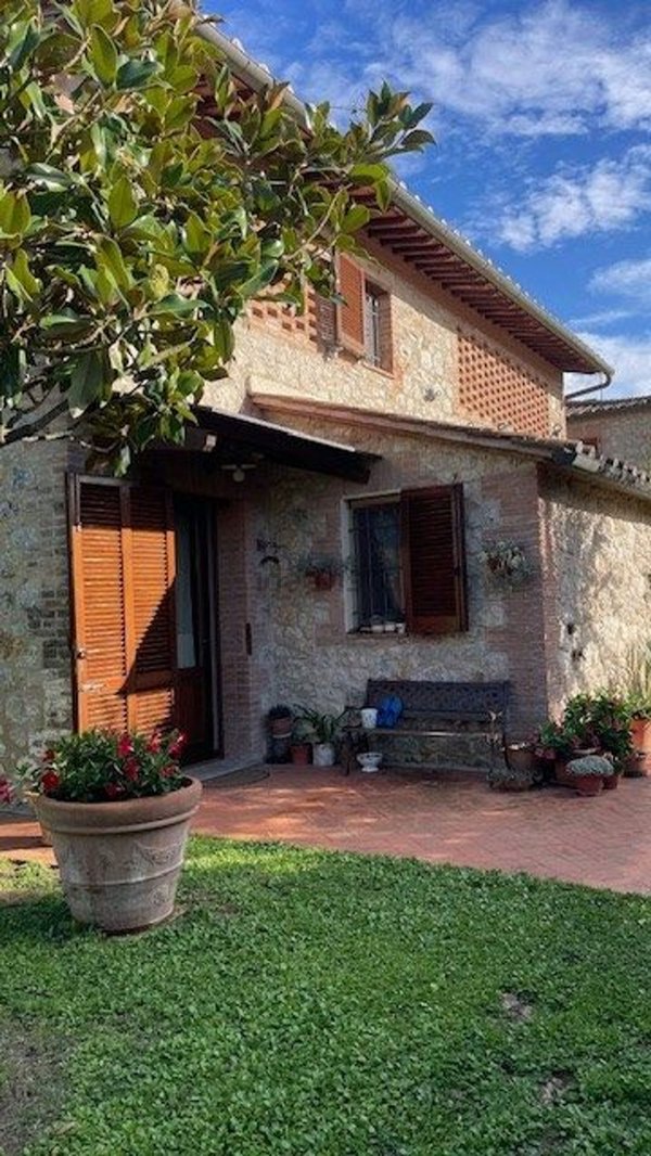 casa indipendente in vendita a Sovicille in zona San Rocco a Pilli