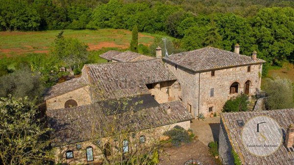 casa indipendente in vendita a Sovicille