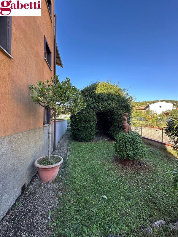 casa indipendente in vendita a Sovicille in zona Rosia