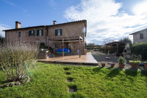 casa indipendente in vendita a Sovicille in zona San Rocco a Pilli