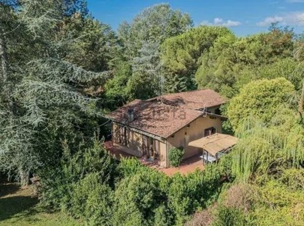 casa indipendente in vendita a Sovicille