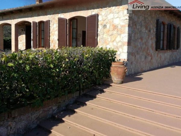 casa indipendente in vendita a Sovicille