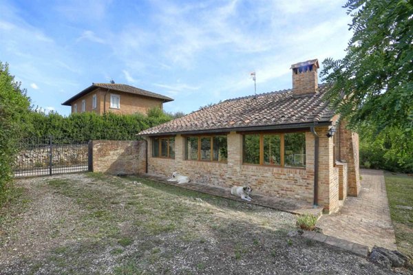 casa indipendente in vendita a Sovicille