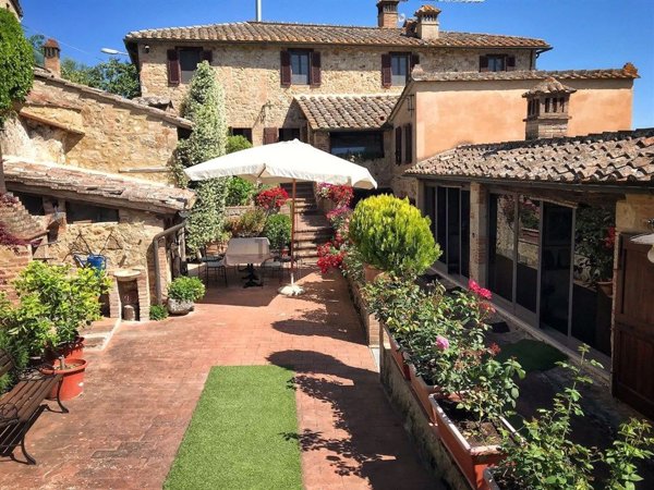 casale in vendita a Sovicille