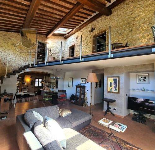 casa indipendente in vendita a Sovicille