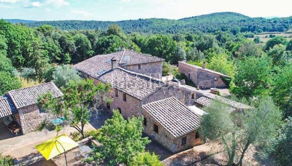 villa in vendita a Sovicille