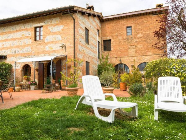 casa indipendente in vendita a Sovicille