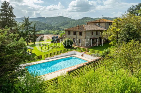 locale di sgombero in vendita a Sovicille in zona Brenna
