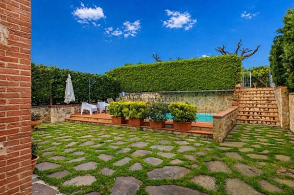 casa indipendente in vendita a Sovicille