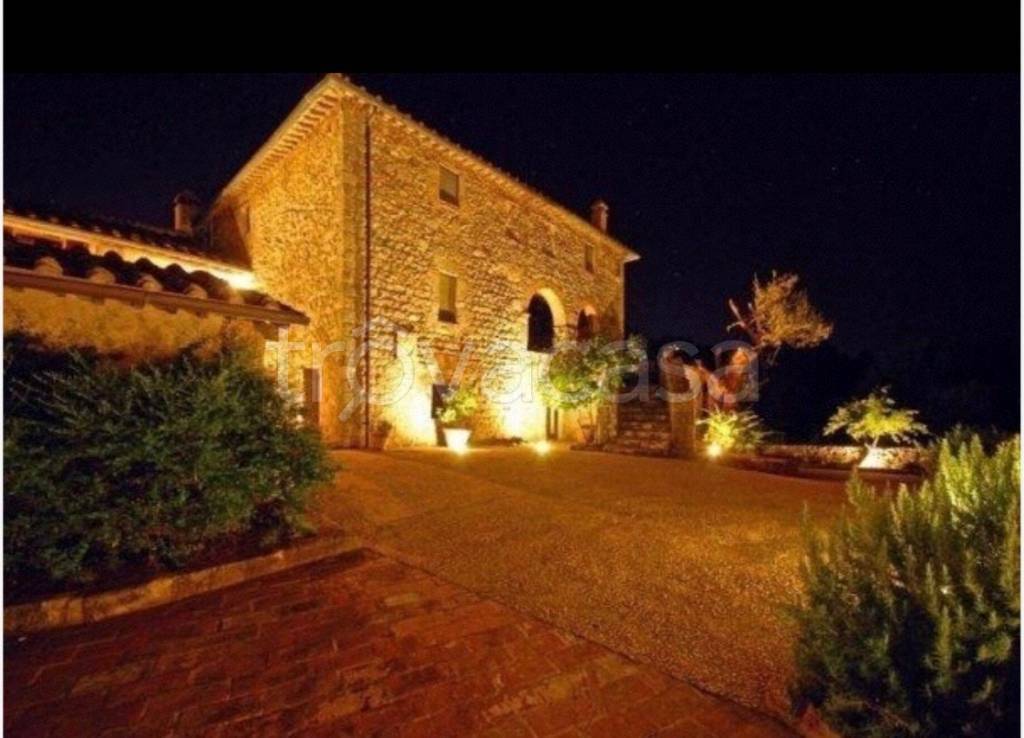 casa indipendente in vendita a Sovicille