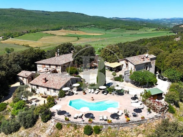 casa indipendente in vendita a Sovicille