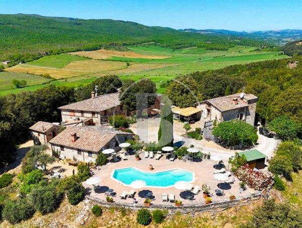 casa indipendente in vendita a Sovicille