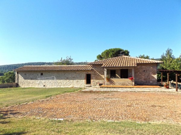 casa indipendente in vendita a Sovicille