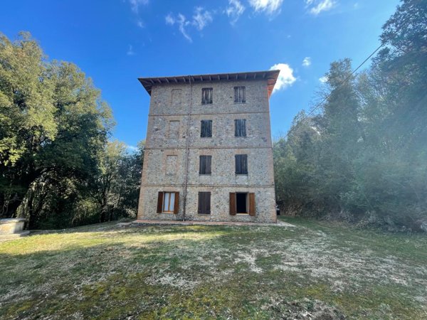 casa indipendente in vendita a Sovicille