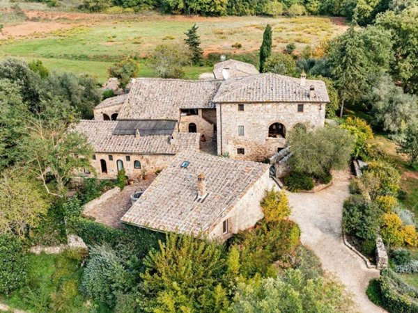 casa indipendente in vendita a Sovicille