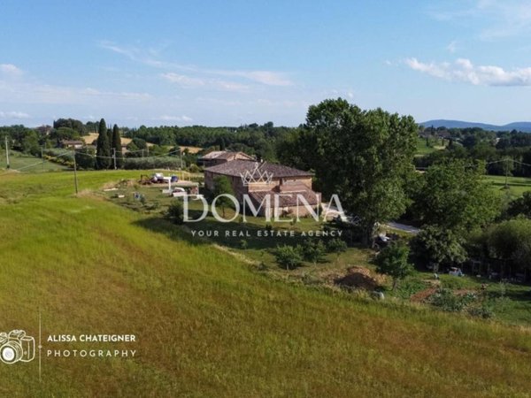 casa indipendente in vendita a Sovicille