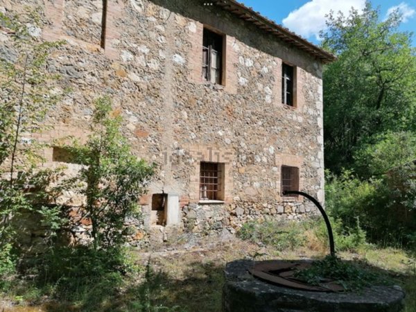 casale in vendita a Sovicille