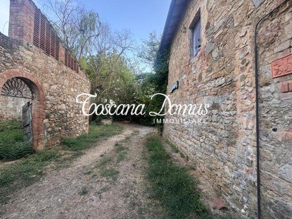 casale in vendita a Sovicille