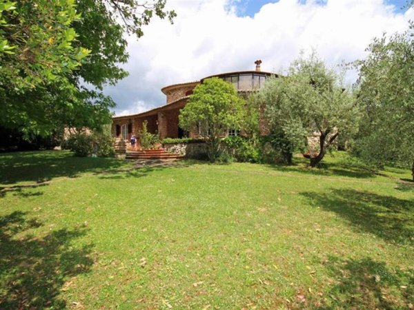 casa indipendente in vendita a Sovicille