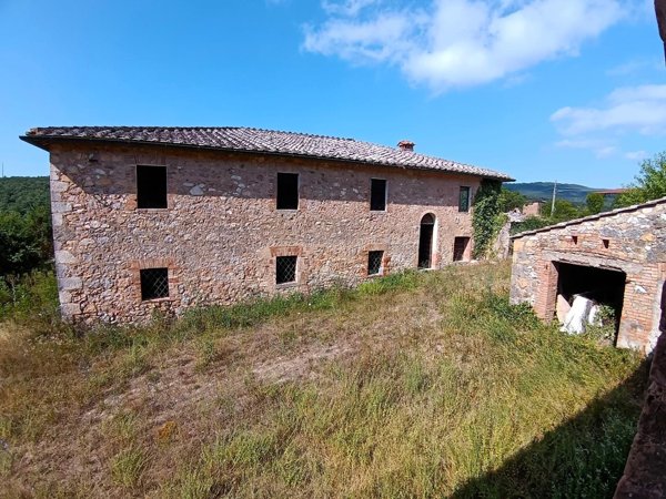casale in vendita a Sovicille