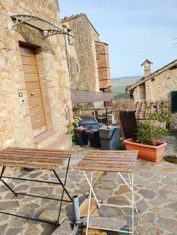 casa indipendente in vendita a Sovicille in zona Rosia