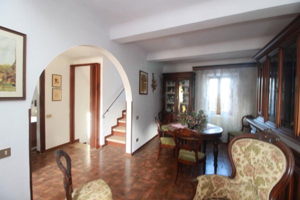 casa indipendente in vendita a Sovicille
