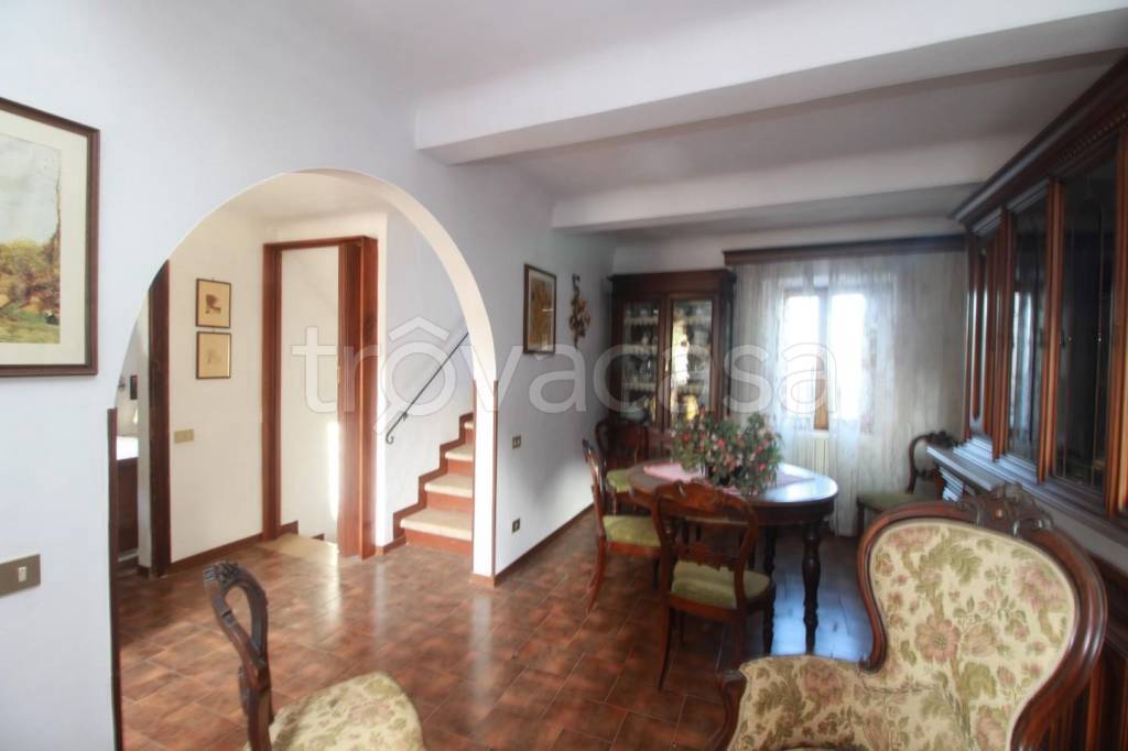 casa indipendente in vendita a Sovicille