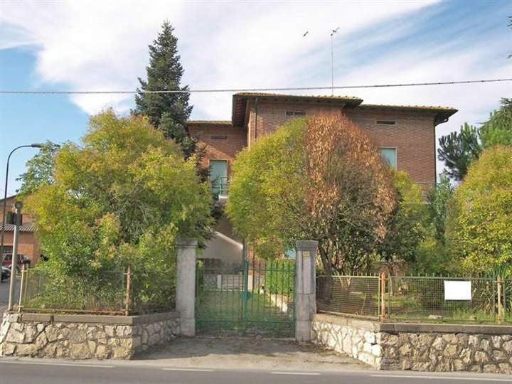 casa indipendente in vendita a Torrita di Siena