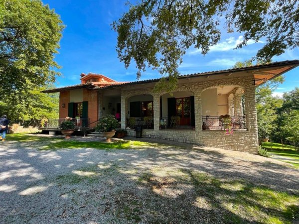 casa indipendente in vendita a Torrita di Siena