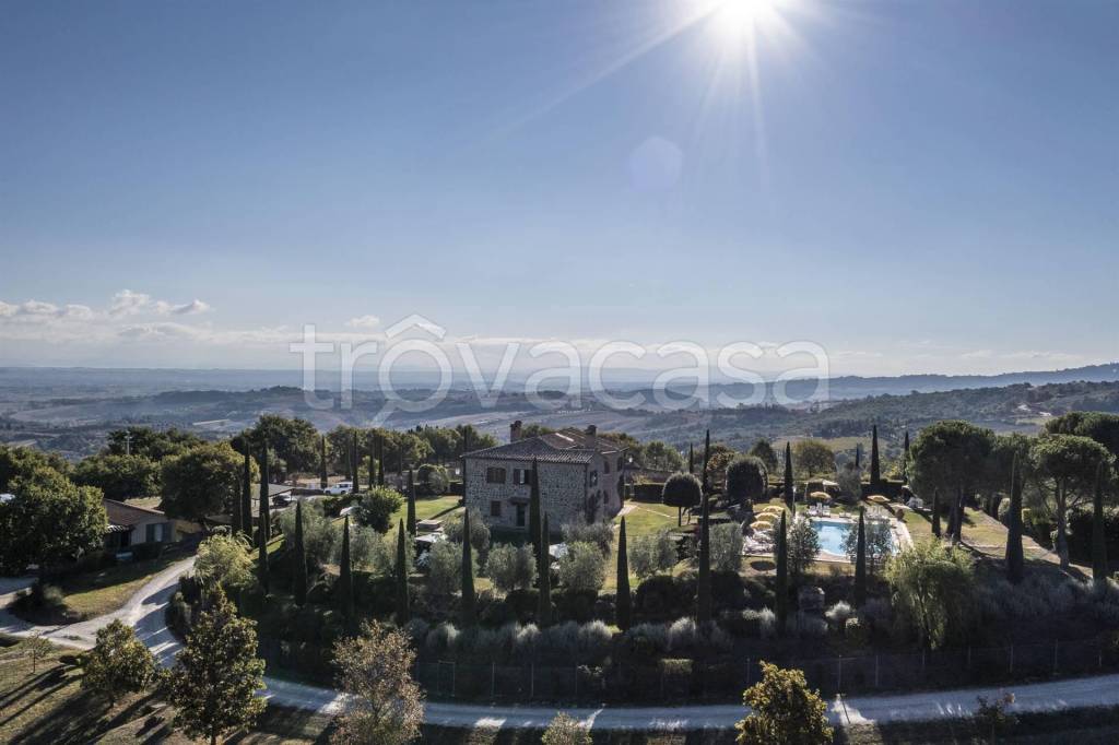 casa indipendente in vendita a Torrita di Siena