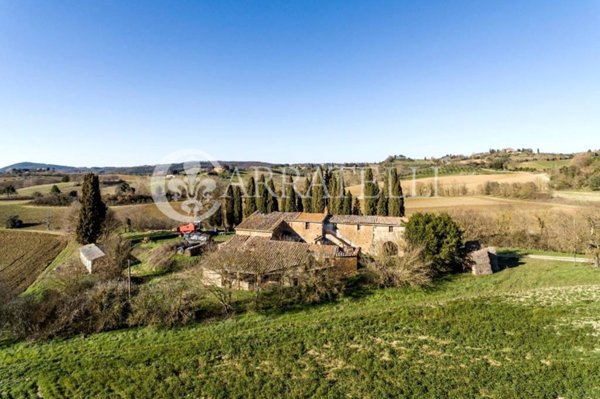 casa indipendente in vendita a Torrita di Siena