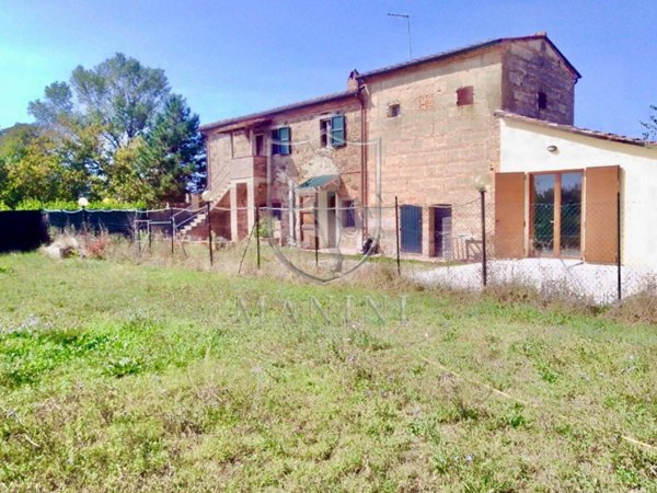 casa indipendente in vendita a Torrita di Siena