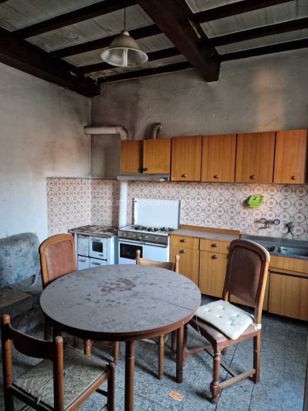 casa indipendente in vendita a Torrita di Siena