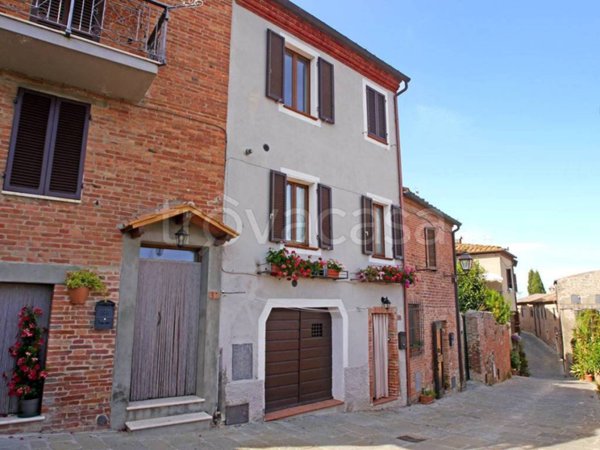 casa indipendente in vendita a Torrita di Siena