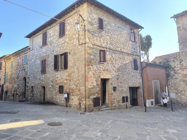 appartamento in vendita a Torrita di Siena in zona Montefollonico