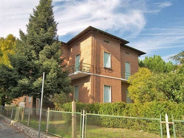 casa indipendente in vendita a Torrita di Siena