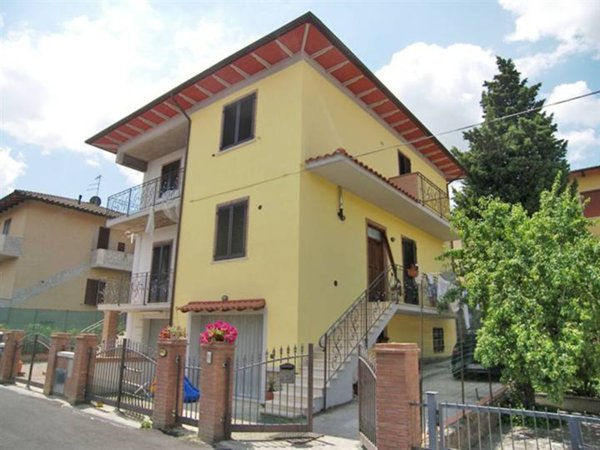 casa indipendente in vendita a Torrita di Siena
