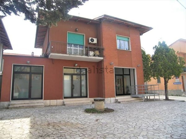 casa indipendente in vendita a Torrita di Siena