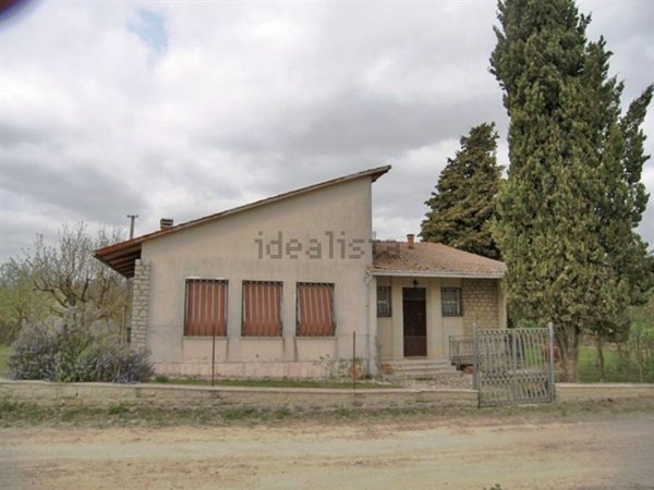 casa indipendente in vendita a Torrita di Siena in zona Montefollonico