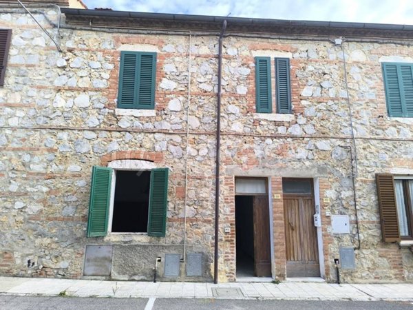 appartamento in vendita a Torrita di Siena in zona Montefollonico