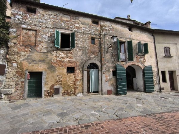 appartamento in vendita a Torrita di Siena in zona Montefollonico
