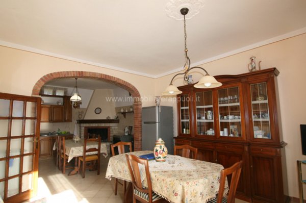 casa indipendente in vendita a Torrita di Siena