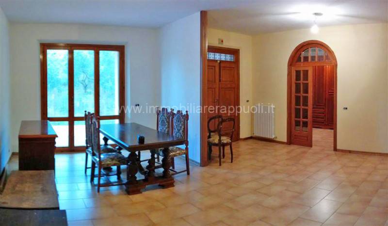 casa indipendente in vendita a Torrita di Siena