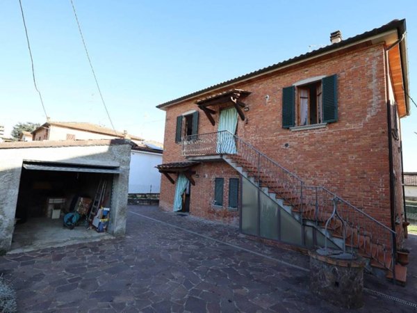 casa indipendente in vendita a Torrita di Siena