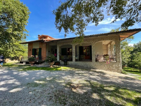 casa indipendente in vendita a Torrita di Siena