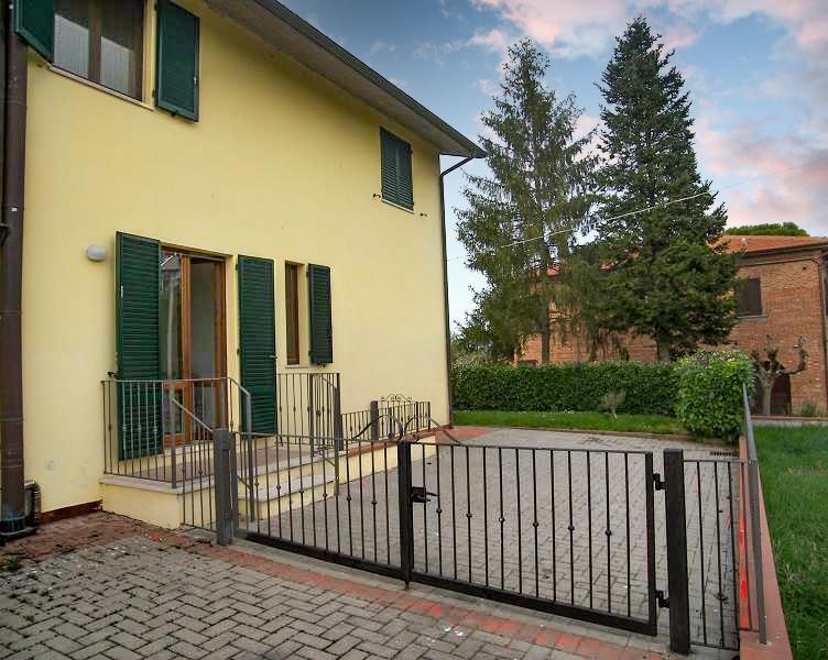 casa indipendente in vendita a Torrita di Siena