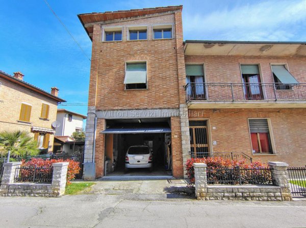 casa indipendente in vendita a Torrita di Siena