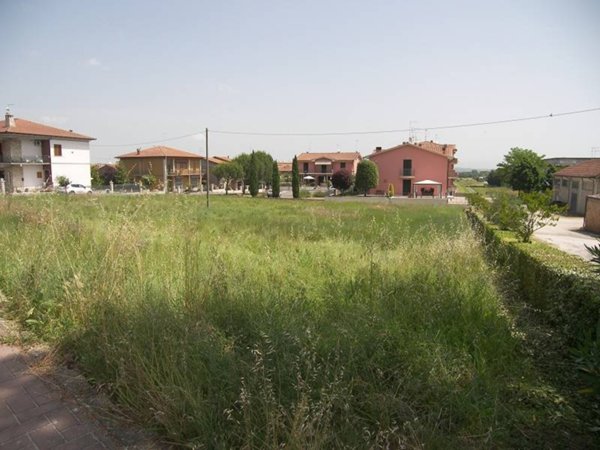 casa indipendente in vendita a Torrita di Siena